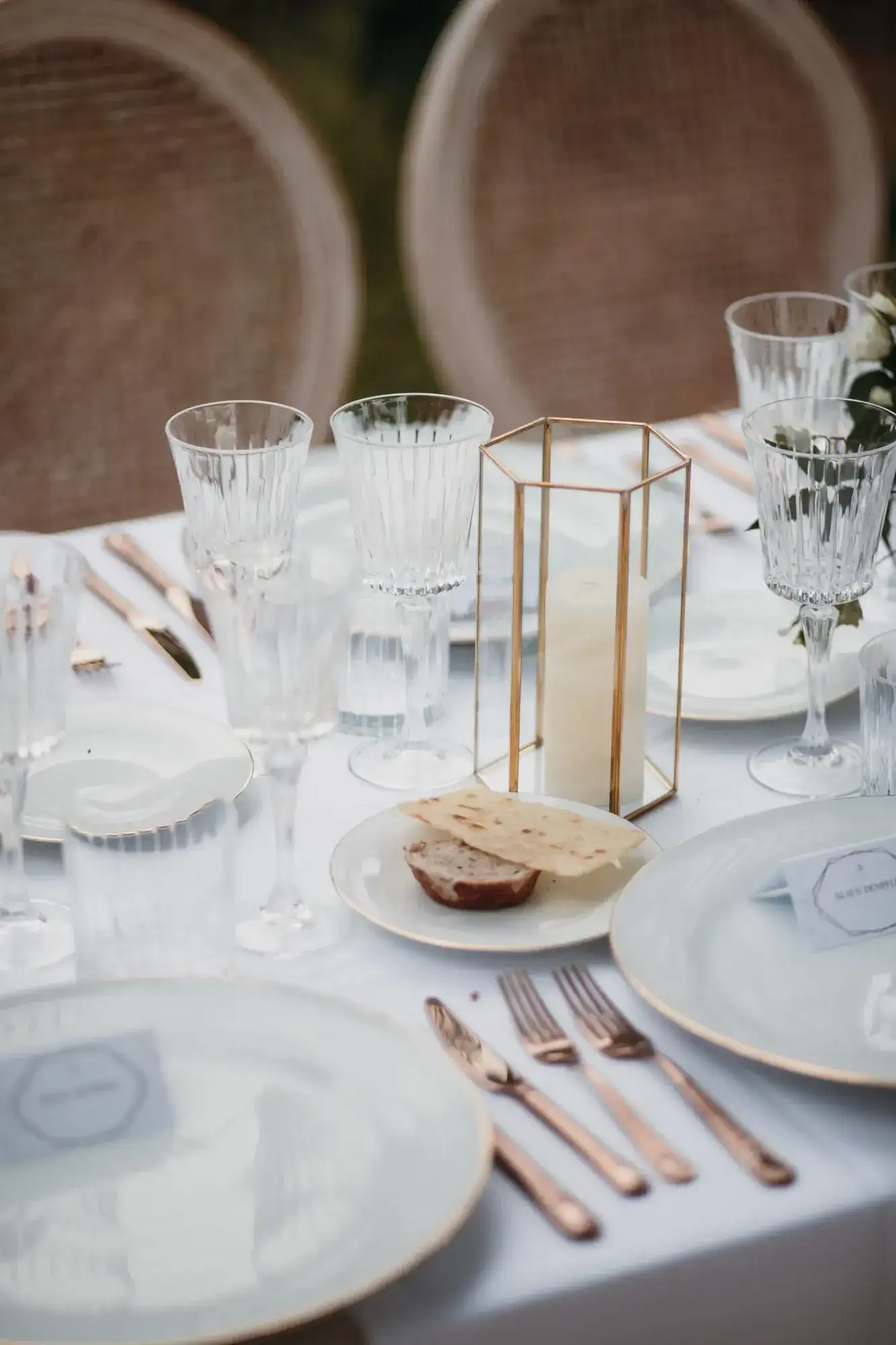Crystal glasses and gold lanterns