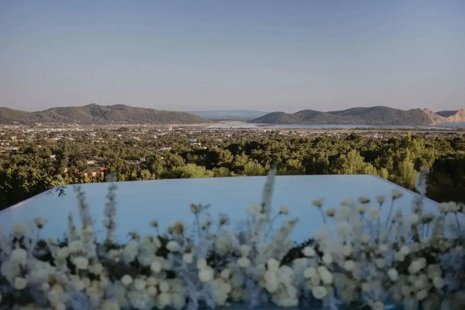 Laetitia & Sylvian, wedding in Ibiza