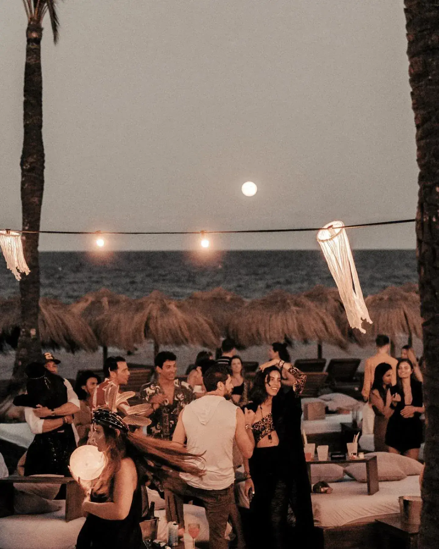 Beachouse Ibiza: Evening party on the beach terrace with full moon and paper lanterns