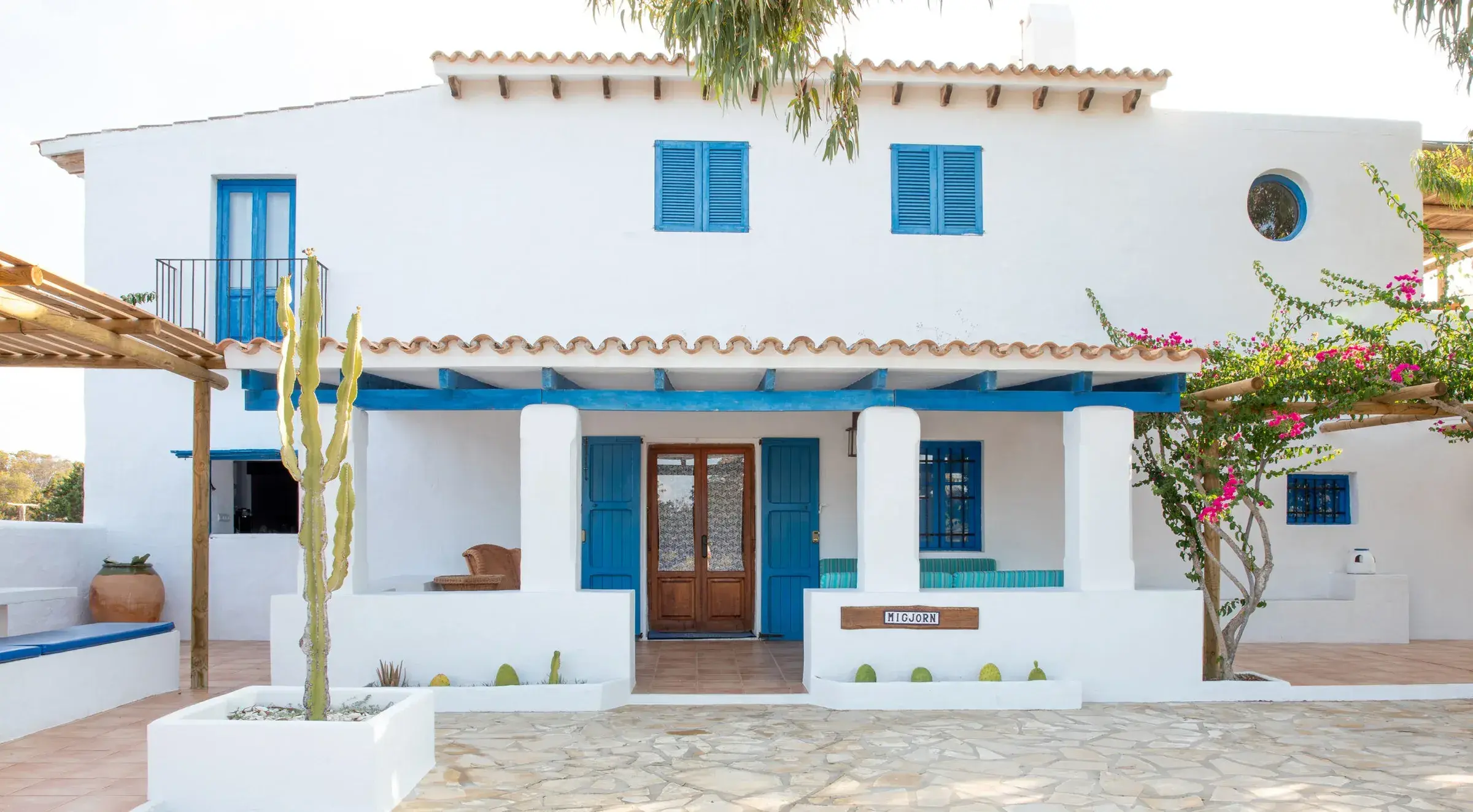 Cantoniblay: Casa Migjorn