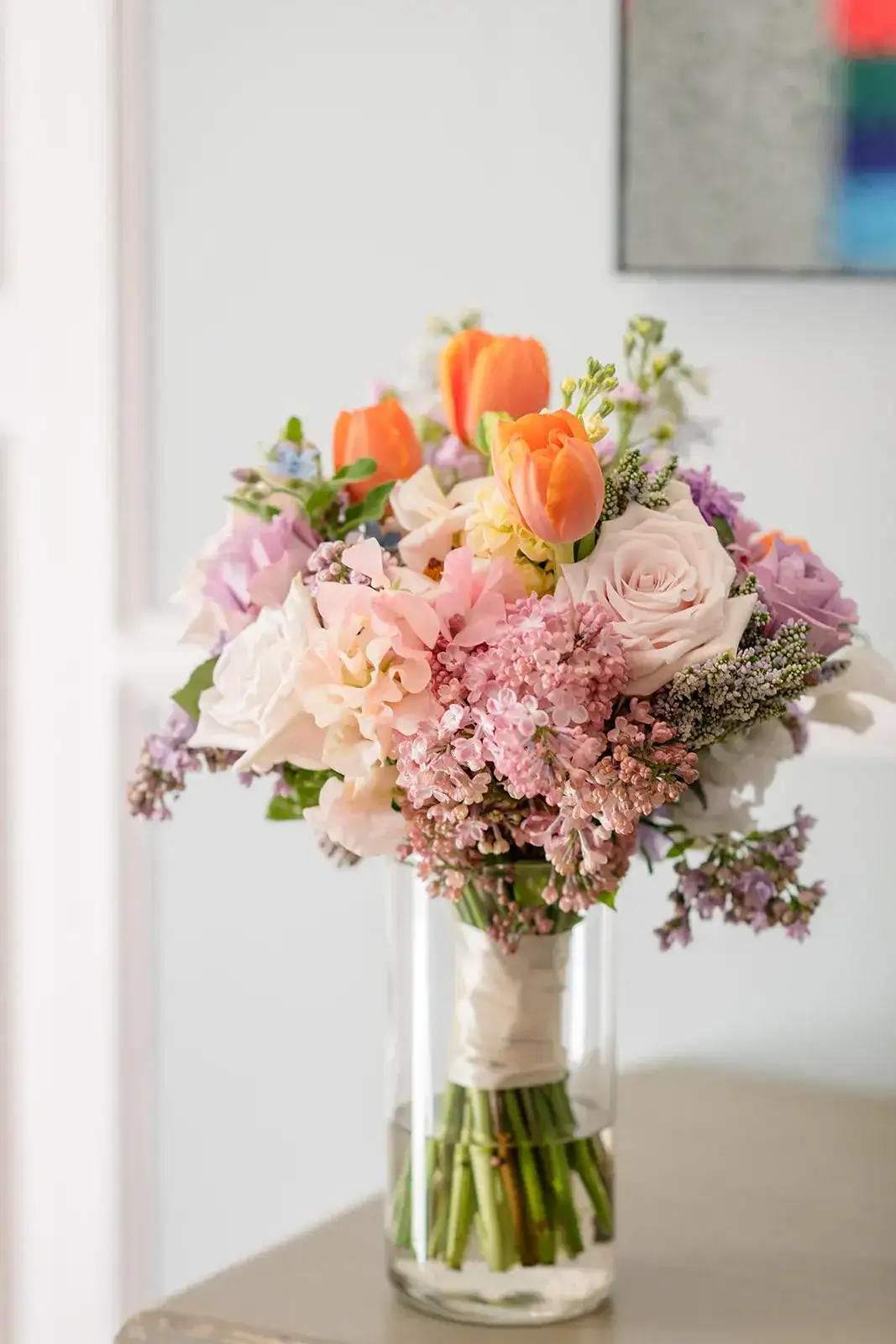 A peach and pink bouquet, spring styled shoot