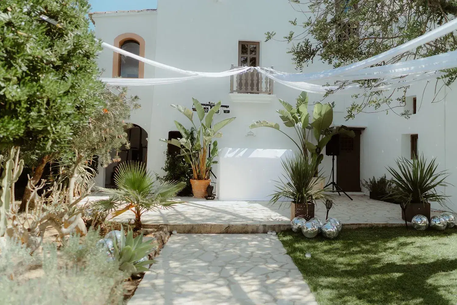 Natacha & Cesar, wedding in Ibiza