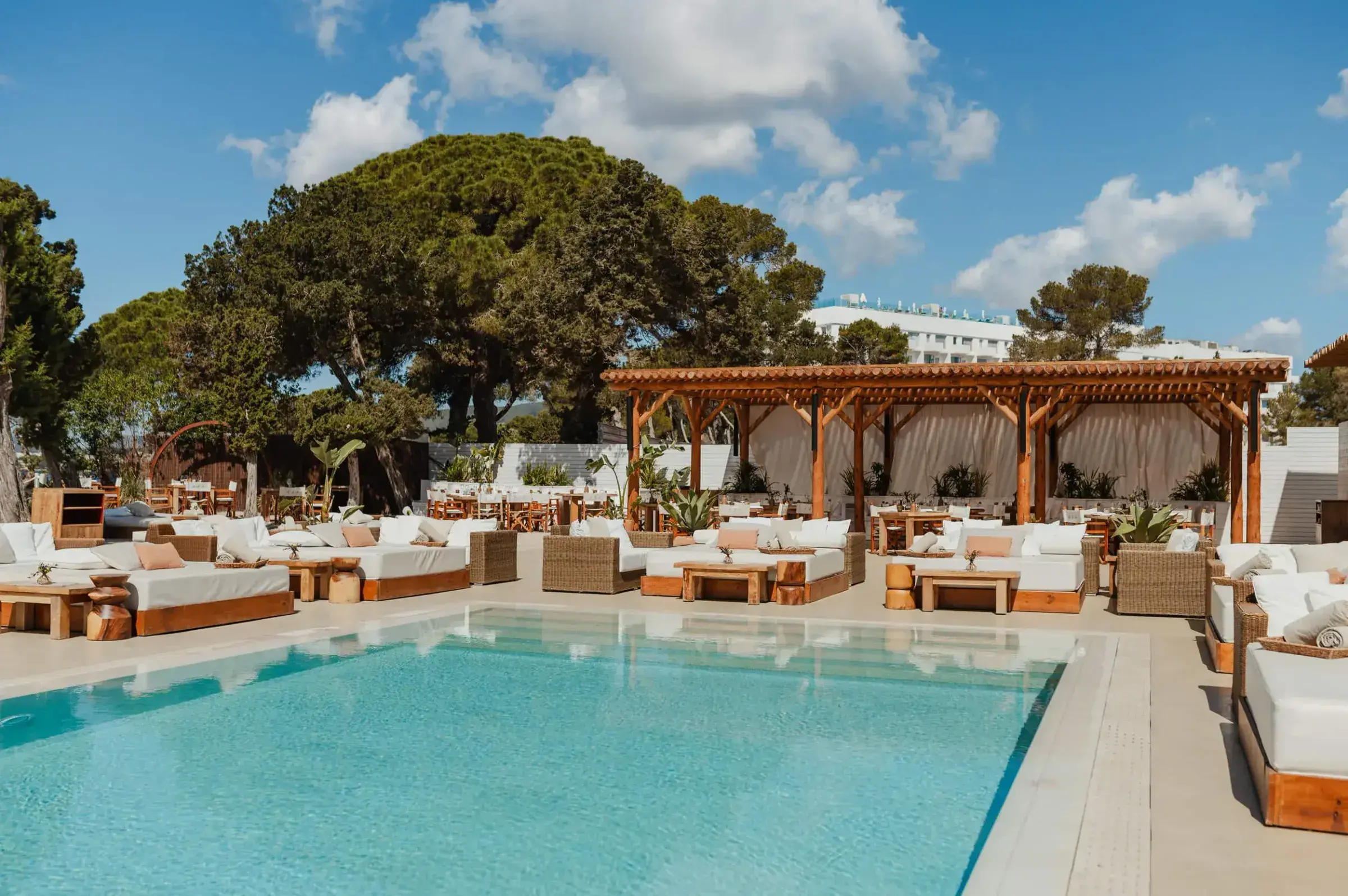 Nikki Beach Ibiza: Pool with cabanas and white loungers
